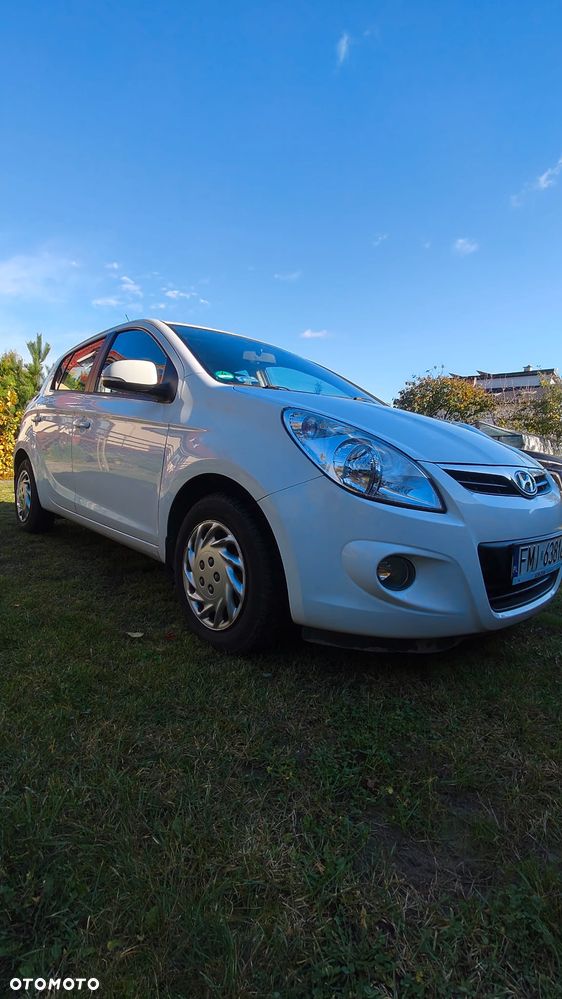 Hyundai I20