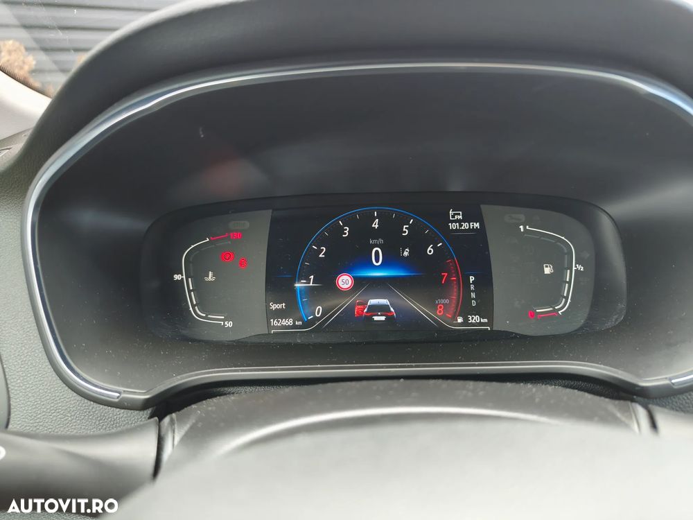 Renault Megane TCE 140 EDC Techno - 17