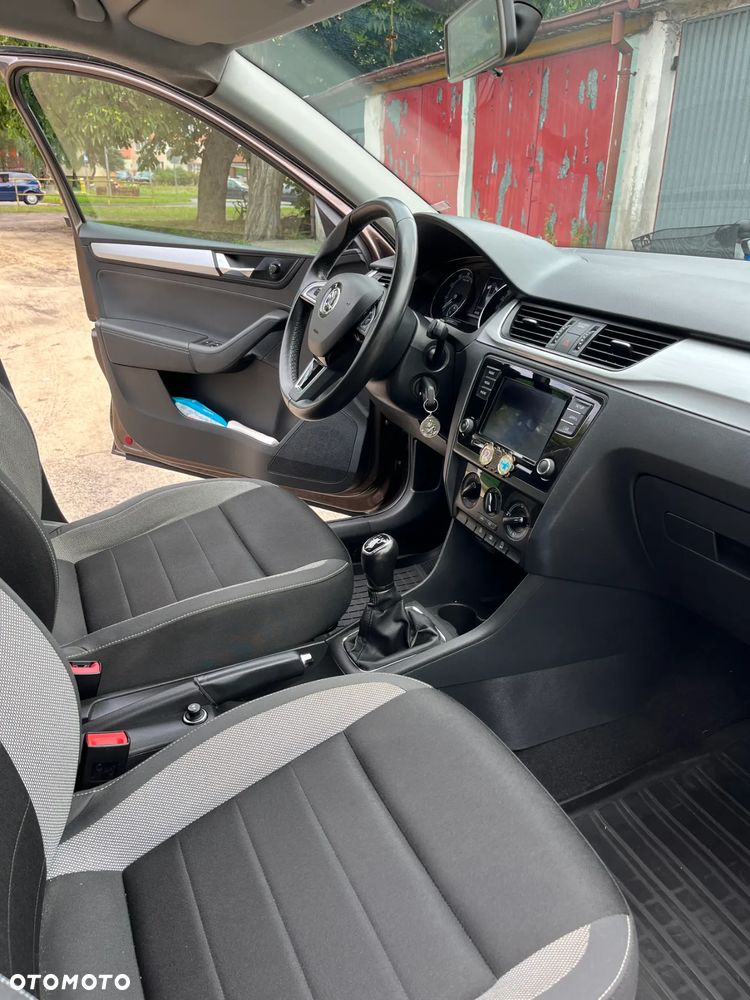 Skoda RAPID 1.0 TSI Ambition - 9