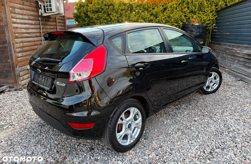 Ford Fiesta 1.25 Champions Edition - 6