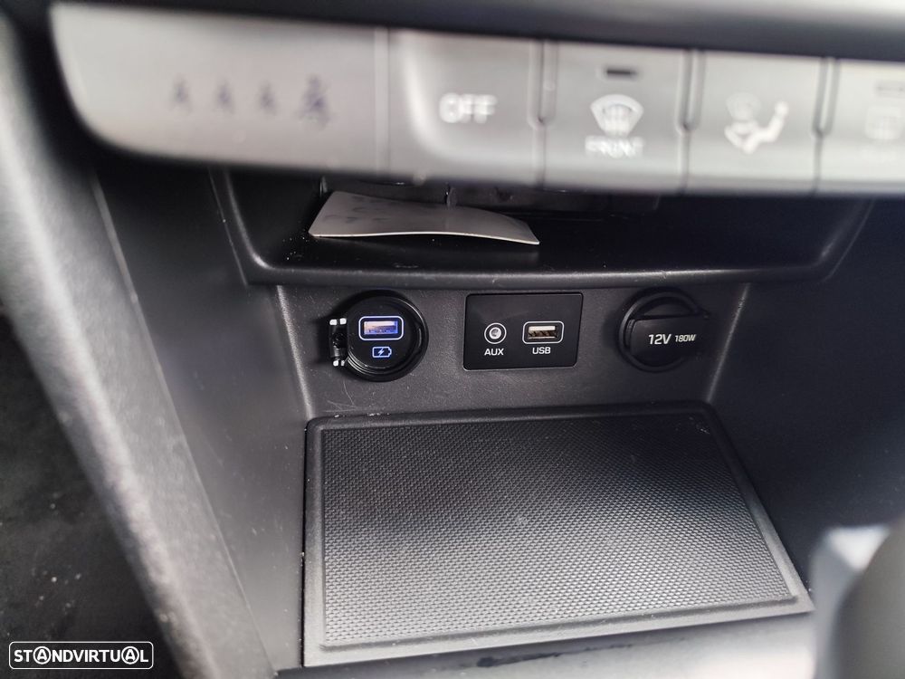 Hyundai Kauai 1.6 CRDi Premium 7DCT - 26