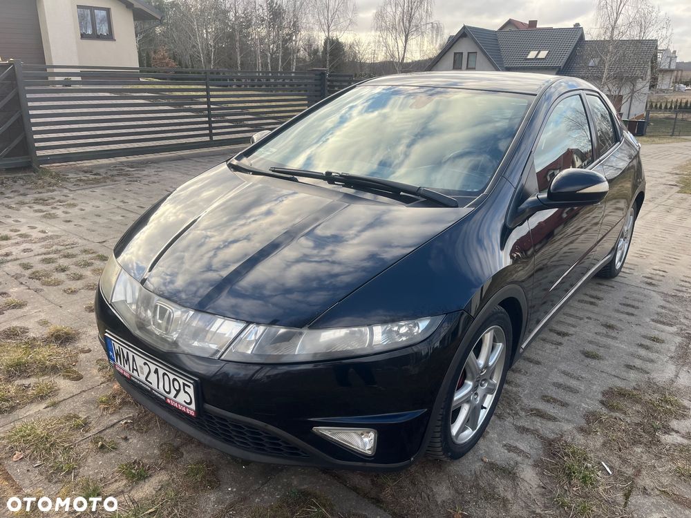 Honda Civic 2.2i-CTDi Executive - 1