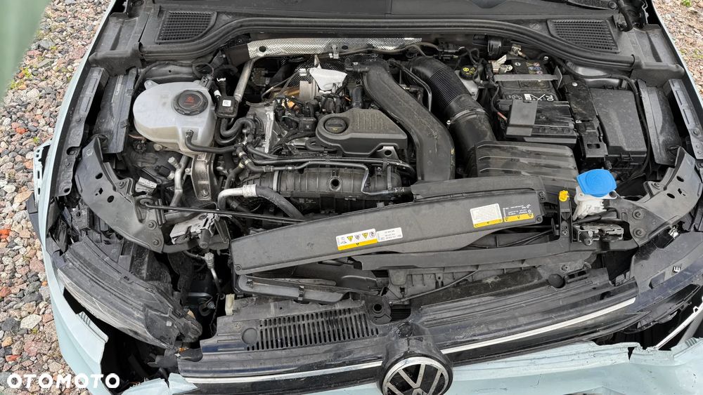 Volkswagen Golf 1.5 TSI Special Edition - 9