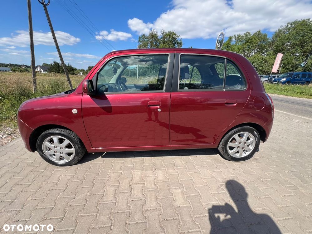Daihatsu Trevis 1.0 - 5