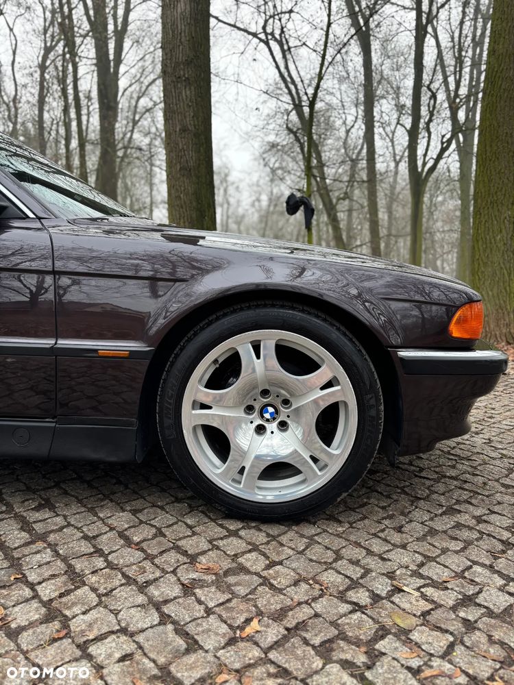 BMW Seria 7 - 9
