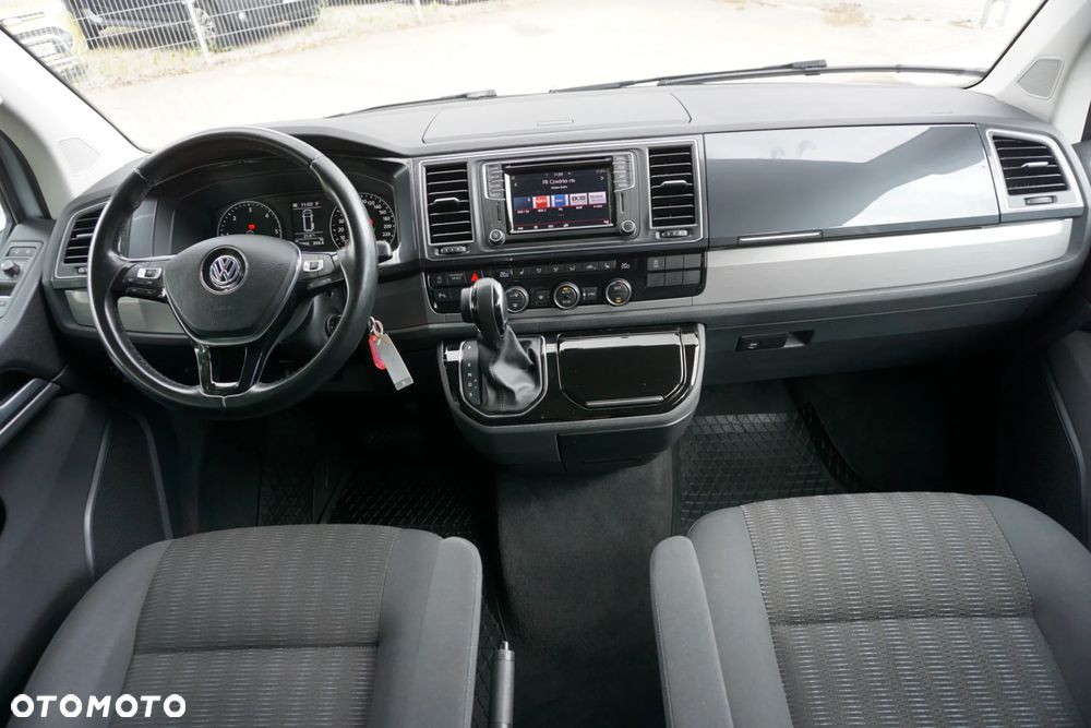 Volkswagen Multivan 2.0 TDI L2 Comfortline 4Motion DSG - 12