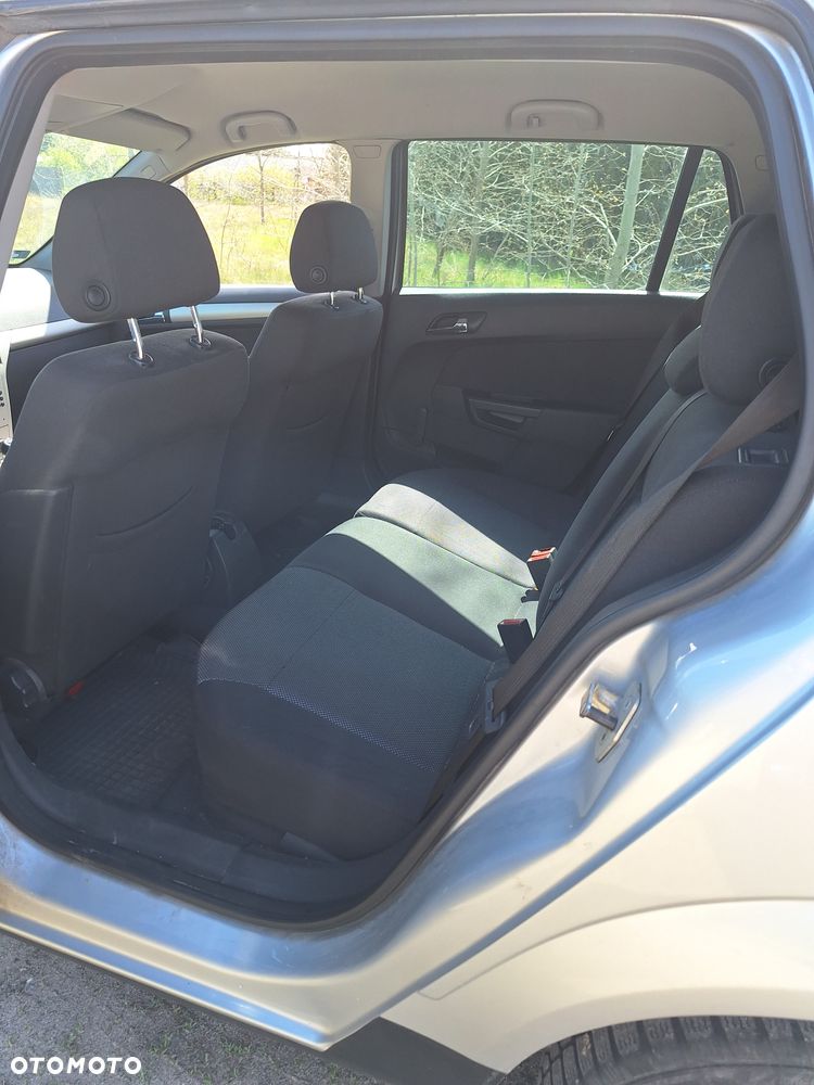 Opel Astra 1.6 - 8