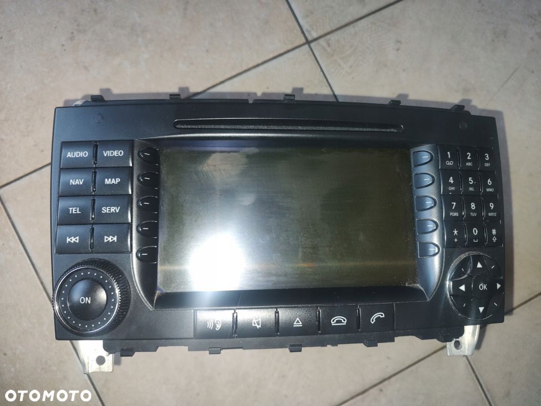 MERCEDES CLK W209 CD RADIO NAWIGACJA A2098205489 - 2