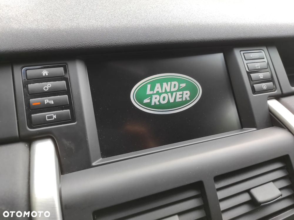Land Rover Discovery Sport - 16