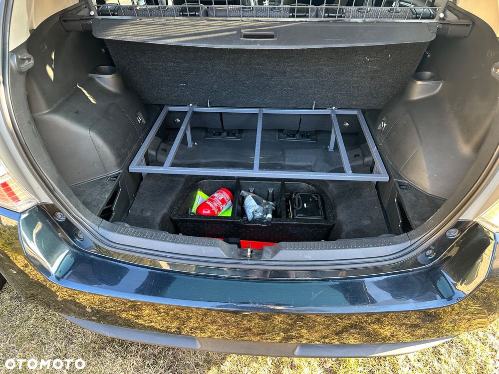 Toyota Verso 1.8 Premium EU5 - 16