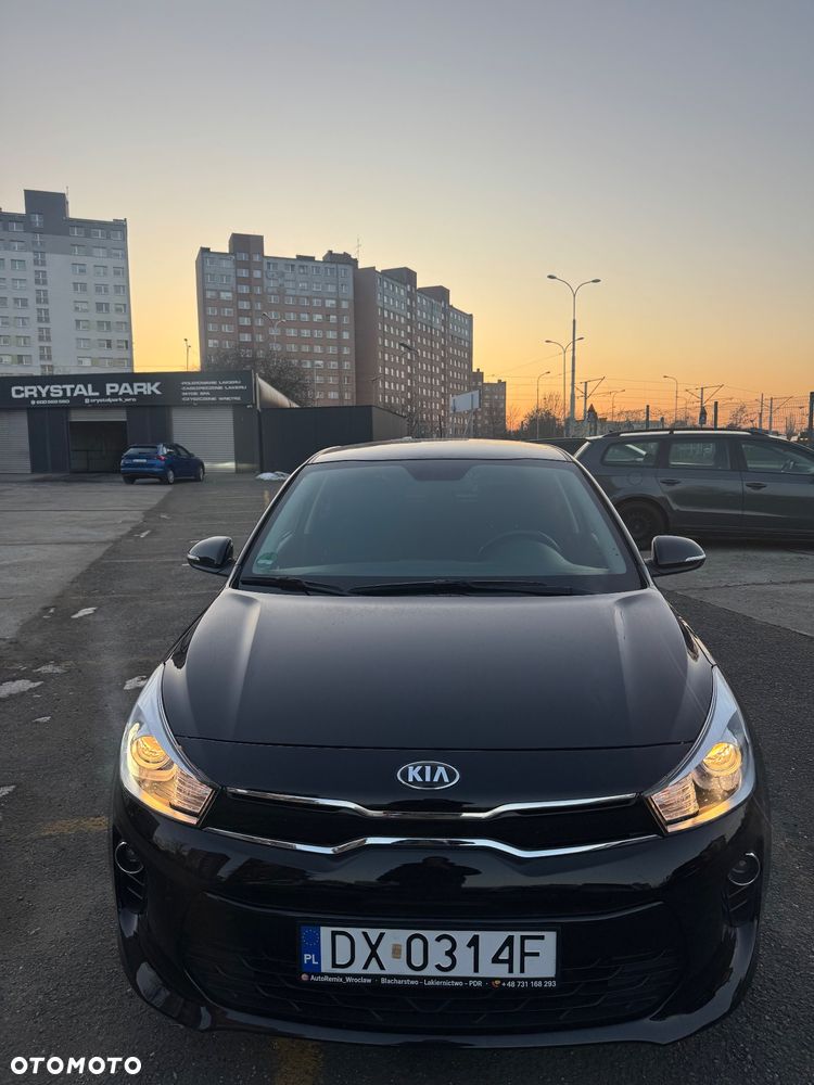 Kia Rio 1.0 T-GDI 100 Dream-Team Edition - 3