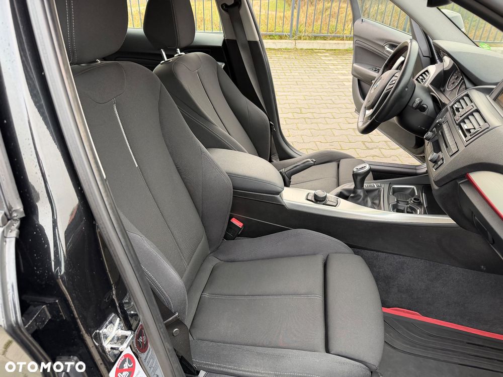 BMW Seria 1 118i Sport Line - 19