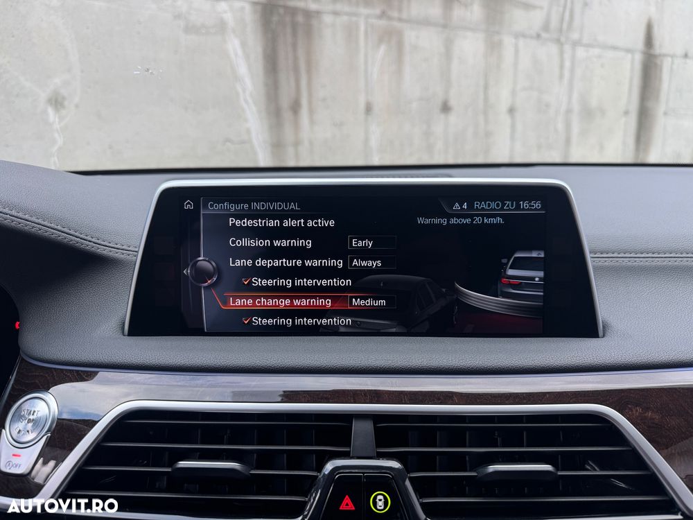 BMW Seria 7 730d xDrive - 23