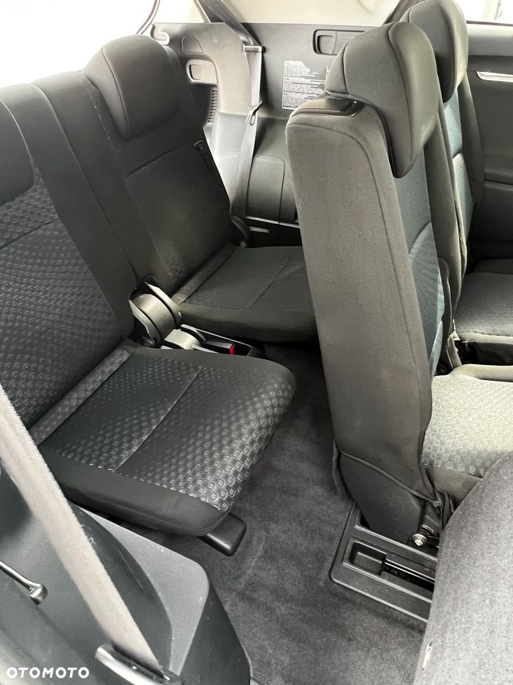 Toyota Verso 2.2 D-CAT Premium 7os - 11