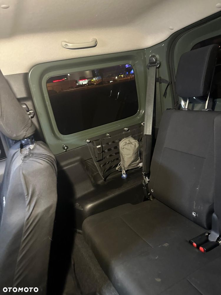 Suzuki Jimny 1.5 Elegance - 40