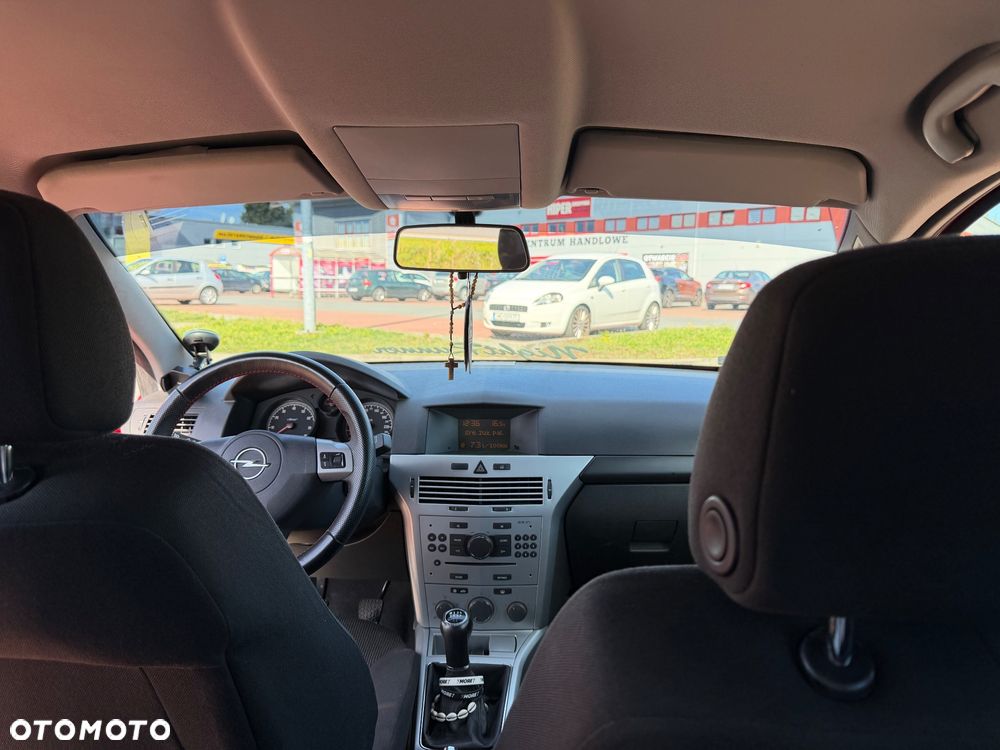 Opel Astra 1.6 Essentia - 5