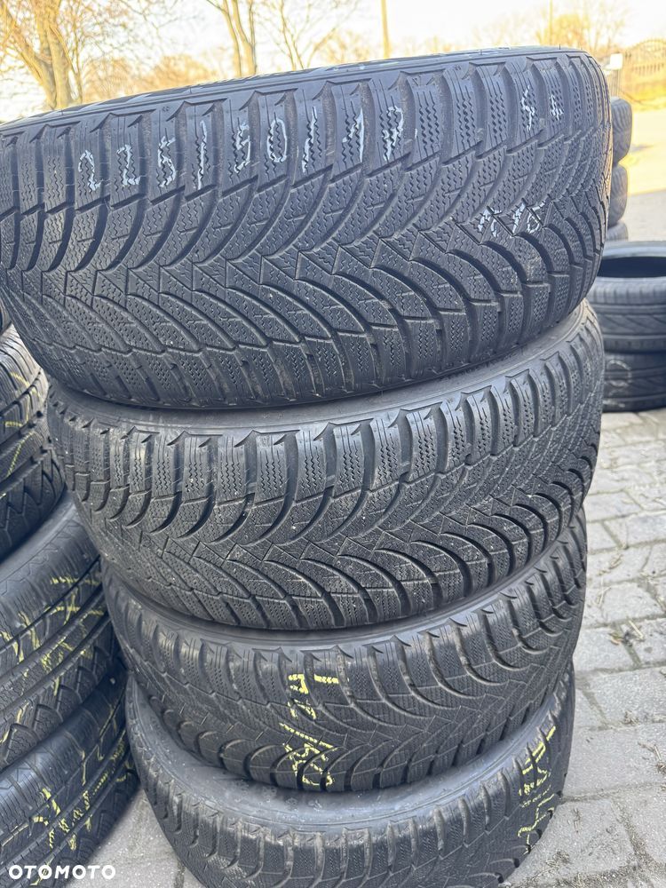 Komplet opon zimowych 225/50/17 NEXEN Używane F-Vat - 3