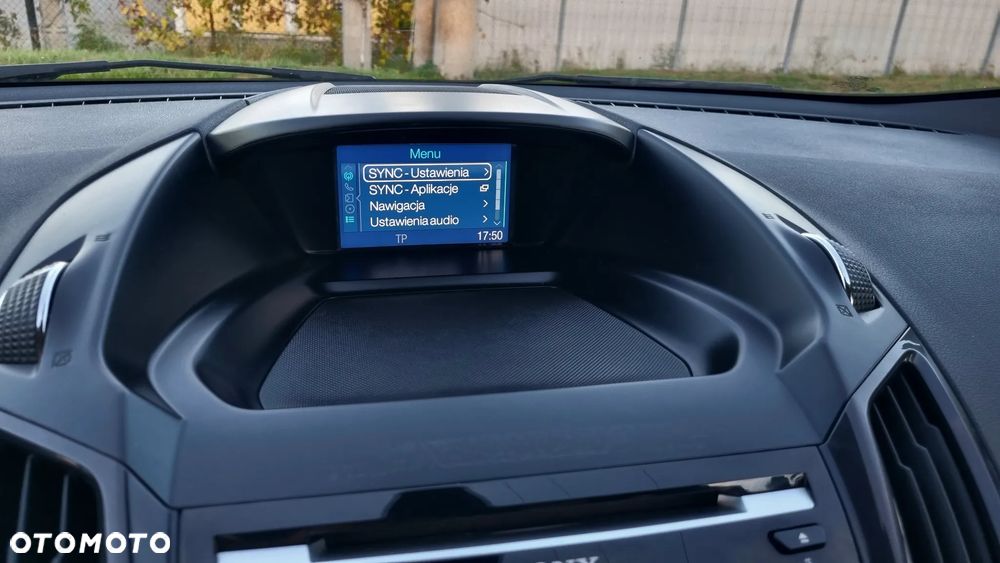 Ford Kuga 2.0 TDCi 4x4 Titanium - 32
