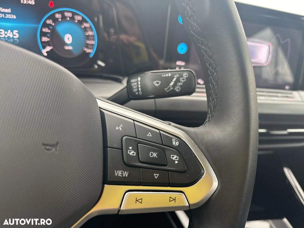 Volkswagen Golf 1.5 TSI ACT Style - 20