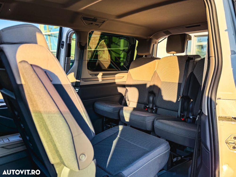 Volkswagen Multivan - 17