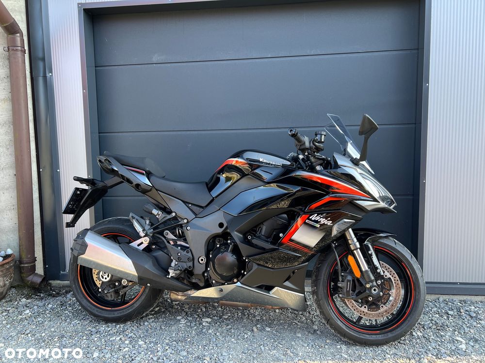 Kawasaki Ninja 1000 SX - 2