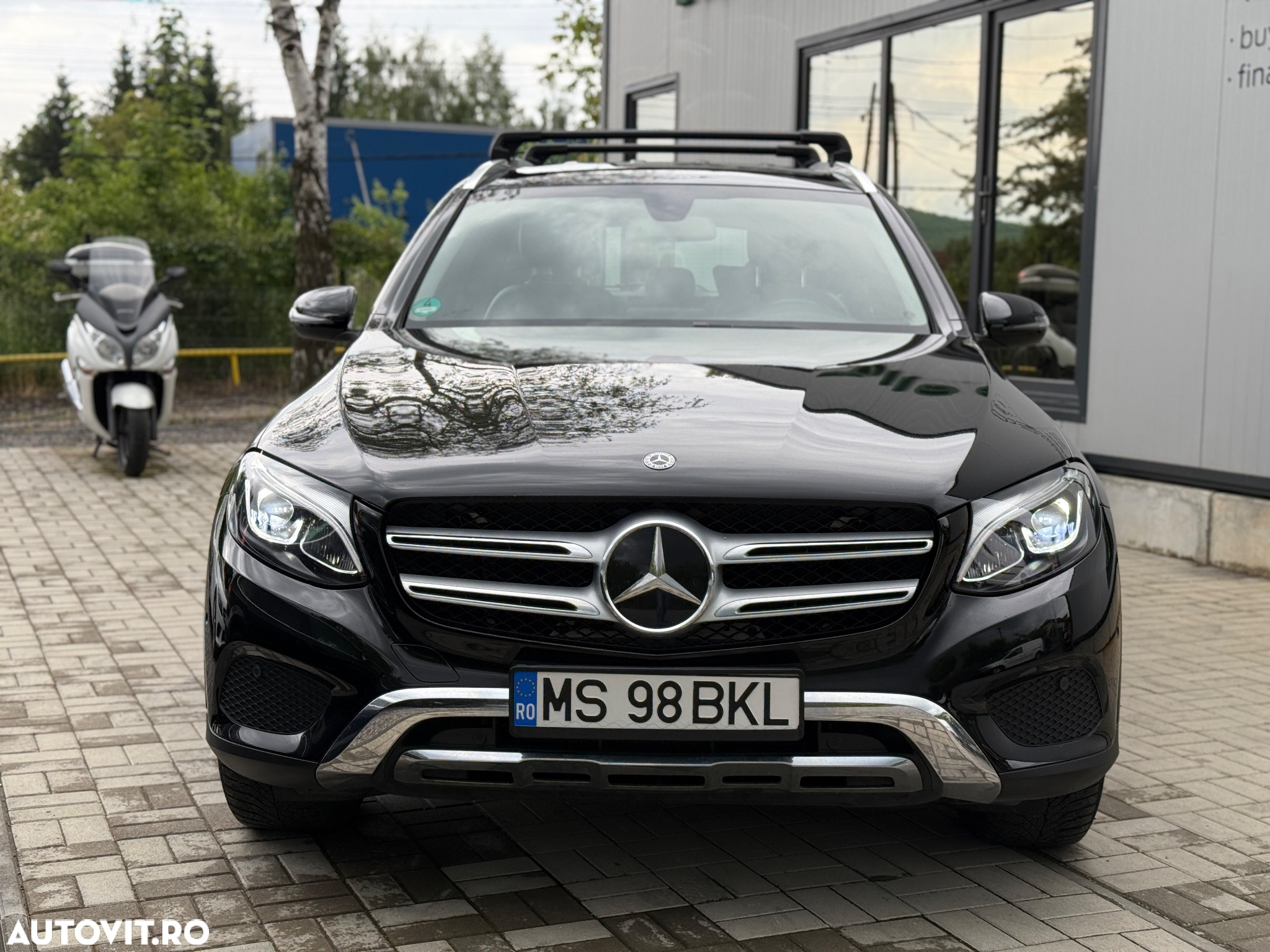 Mercedes-Benz GLC 220 d 4MATIC - 9