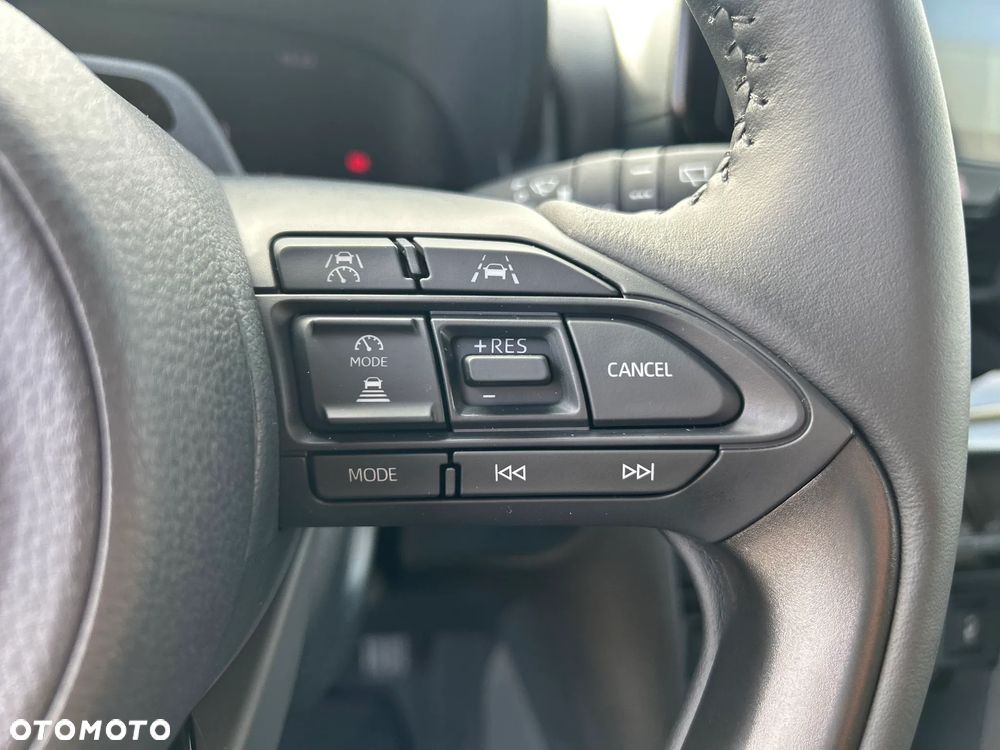 Toyota Yaris Cross Hybrid 1.5 Comfort - 23