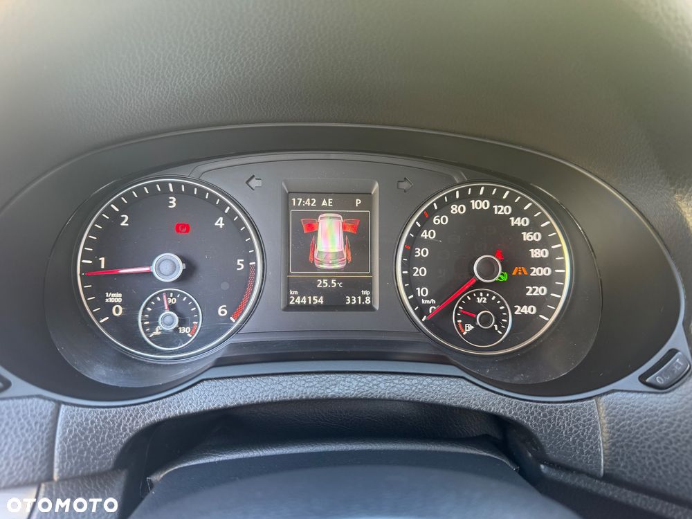 Volkswagen Sharan - 15