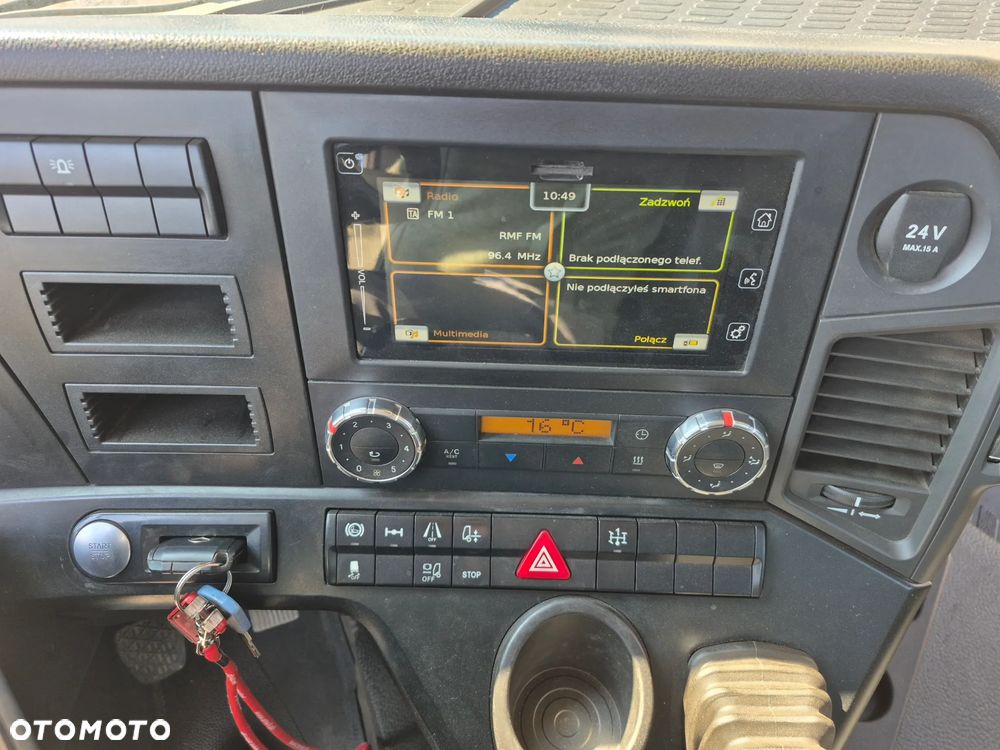 Mercedes-Benz ANTOS - 11