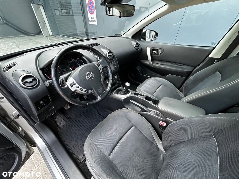Nissan Qashqai 2.0 Lounge - 14