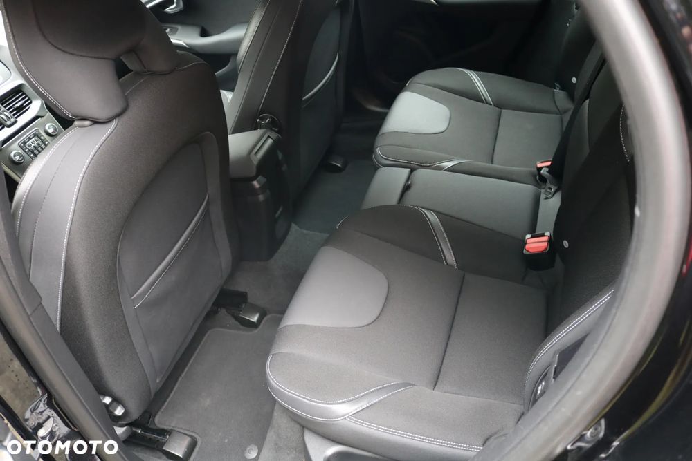 Volvo V40 D4 Drive-E Momentum - 5