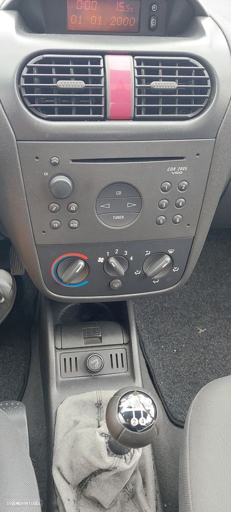 Opel Corsa 1.2 16V City - 6