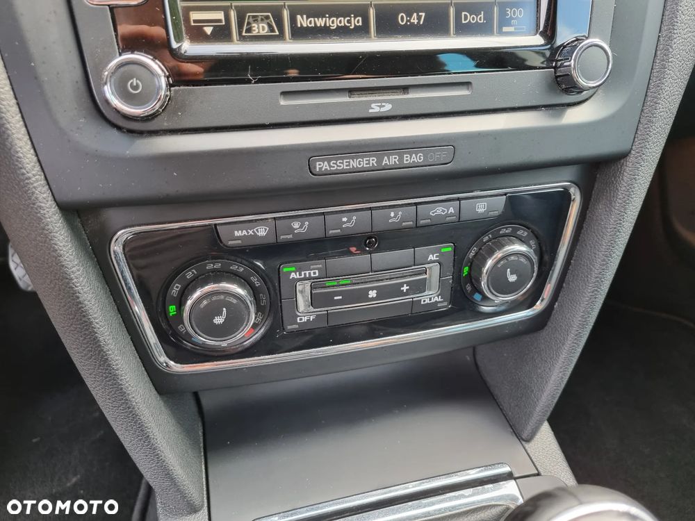 Skoda Superb 2.0 TDI Elegance - 21