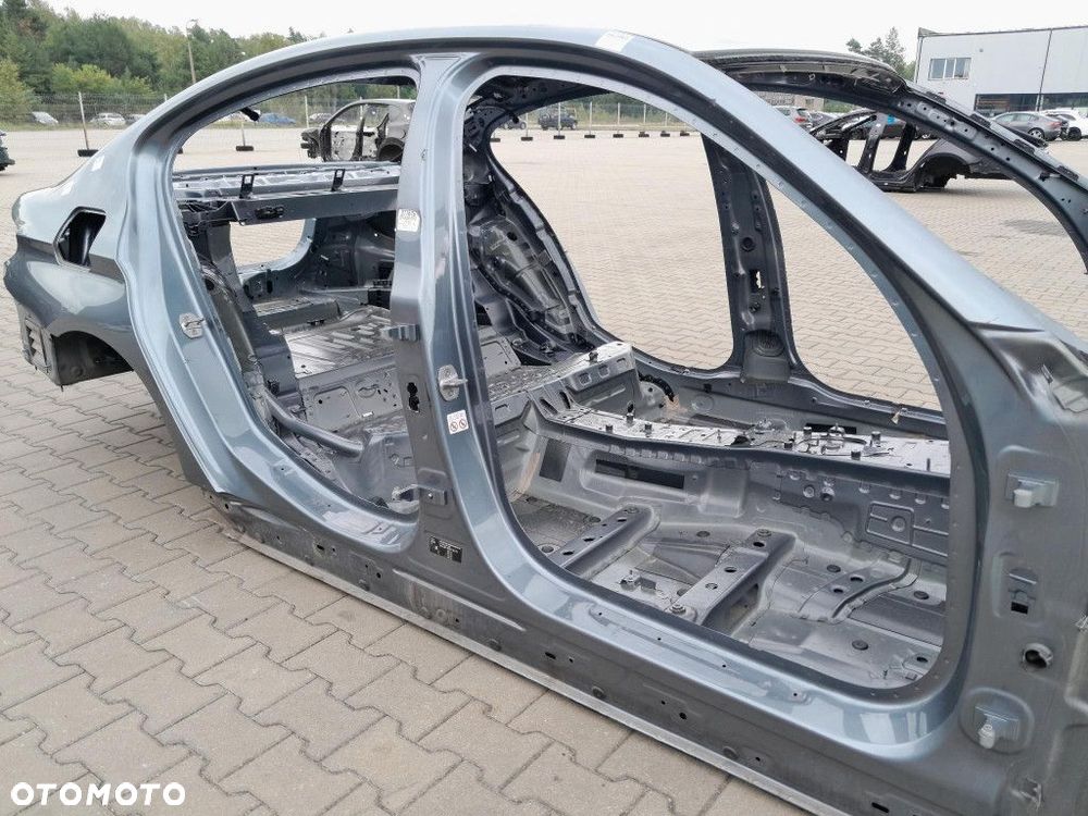 BMW 5 G30 SEDAN PRÓG SŁUPEK PRAWY 2CY - 4