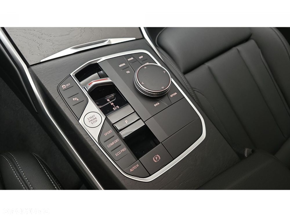 BMW Seria 3 - 22