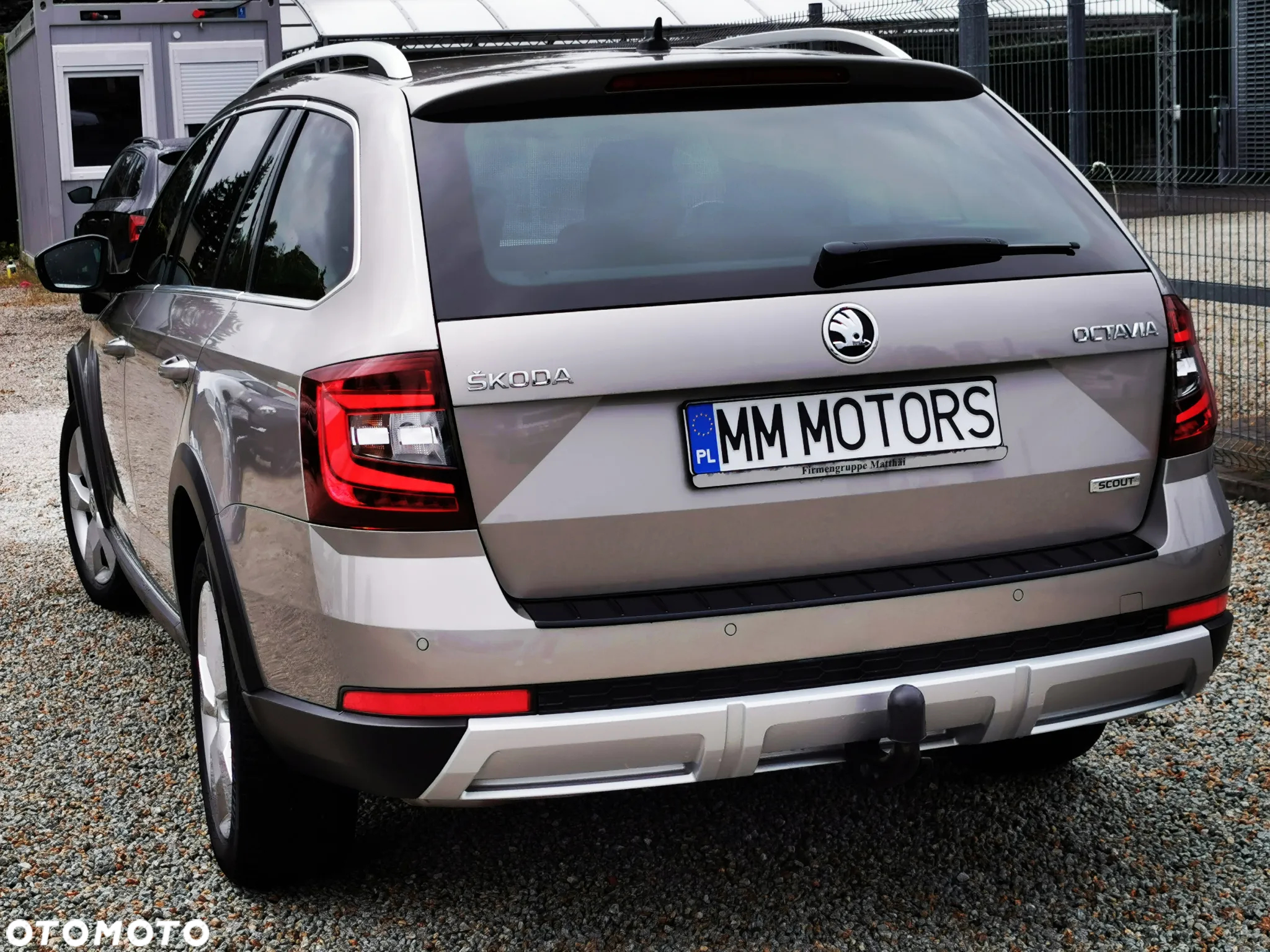 Skoda Octavia Combi 2.0 TDI 4x4 Scout - 4