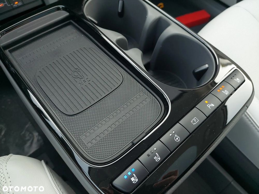 Hyundai IONIQ 5 84kWh Uniq 4WD - 13