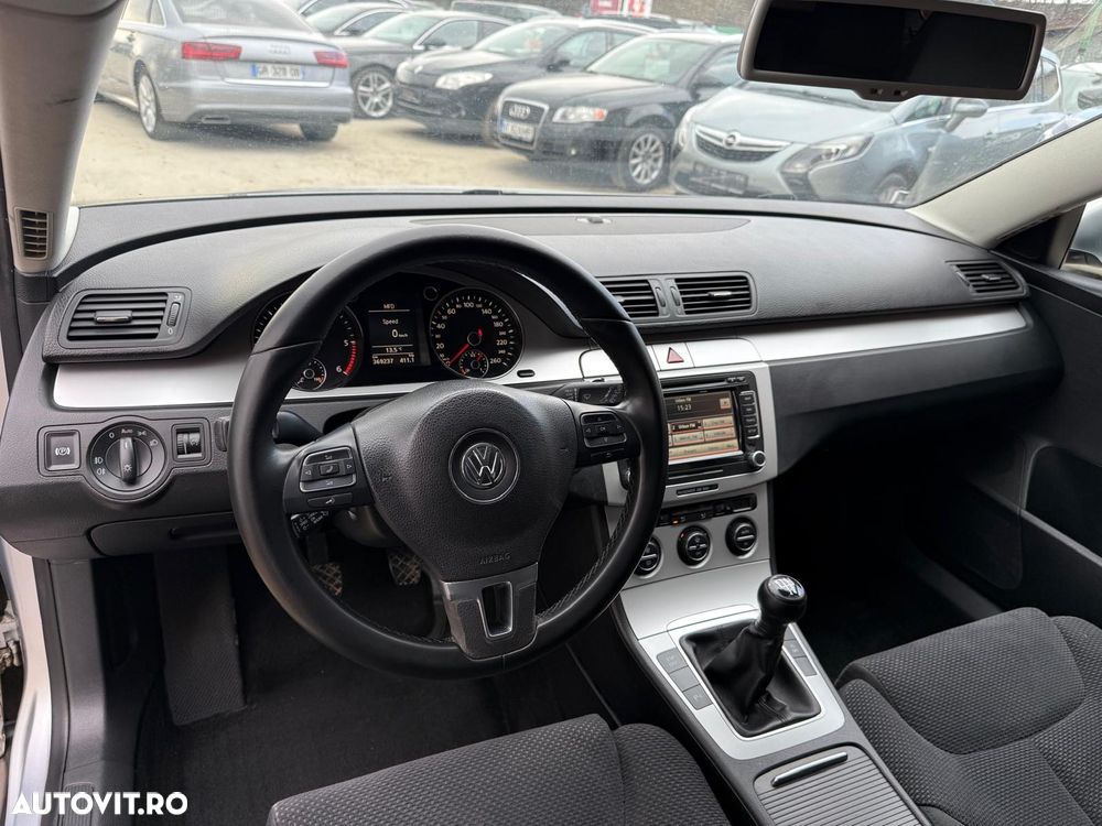 Volkswagen Passat 2.0 TDI Highline DPF - 9