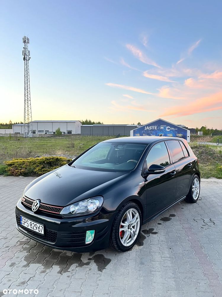 Volkswagen Golf 2.0 TDI GTD - 1
