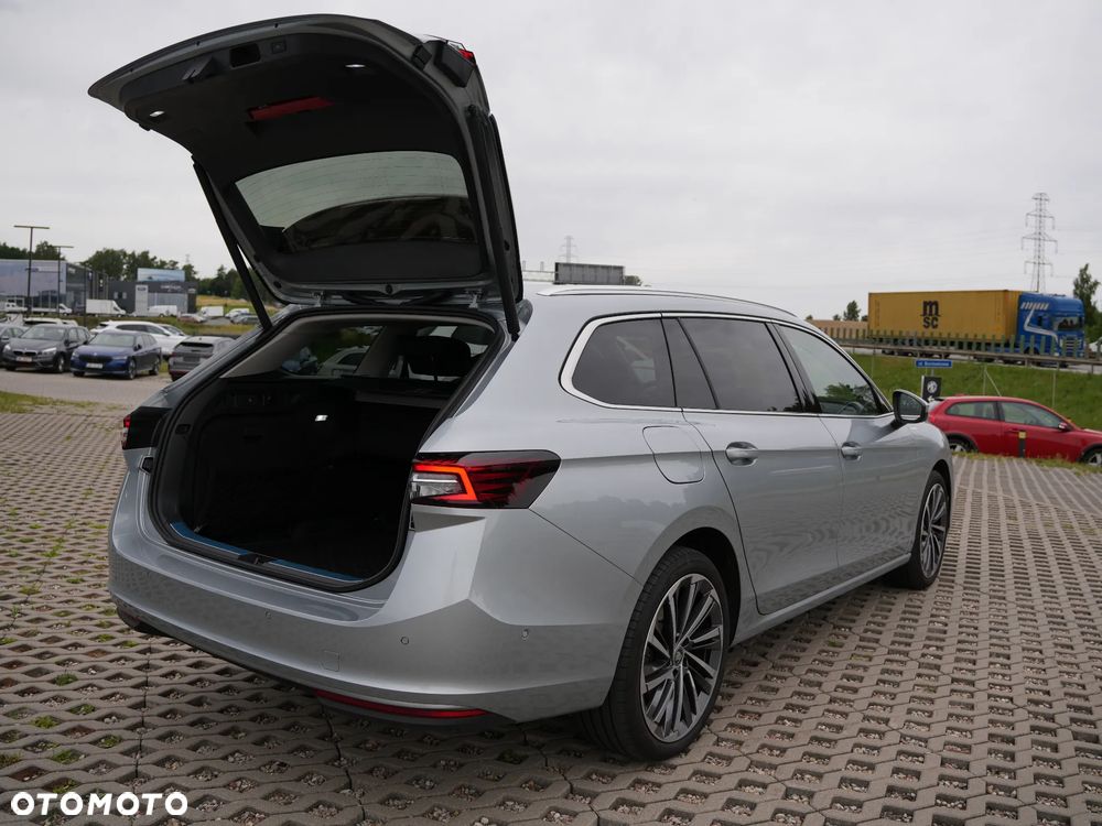 Skoda Superb 2.0 TDI SCR 4x4 L&K DSG - 17