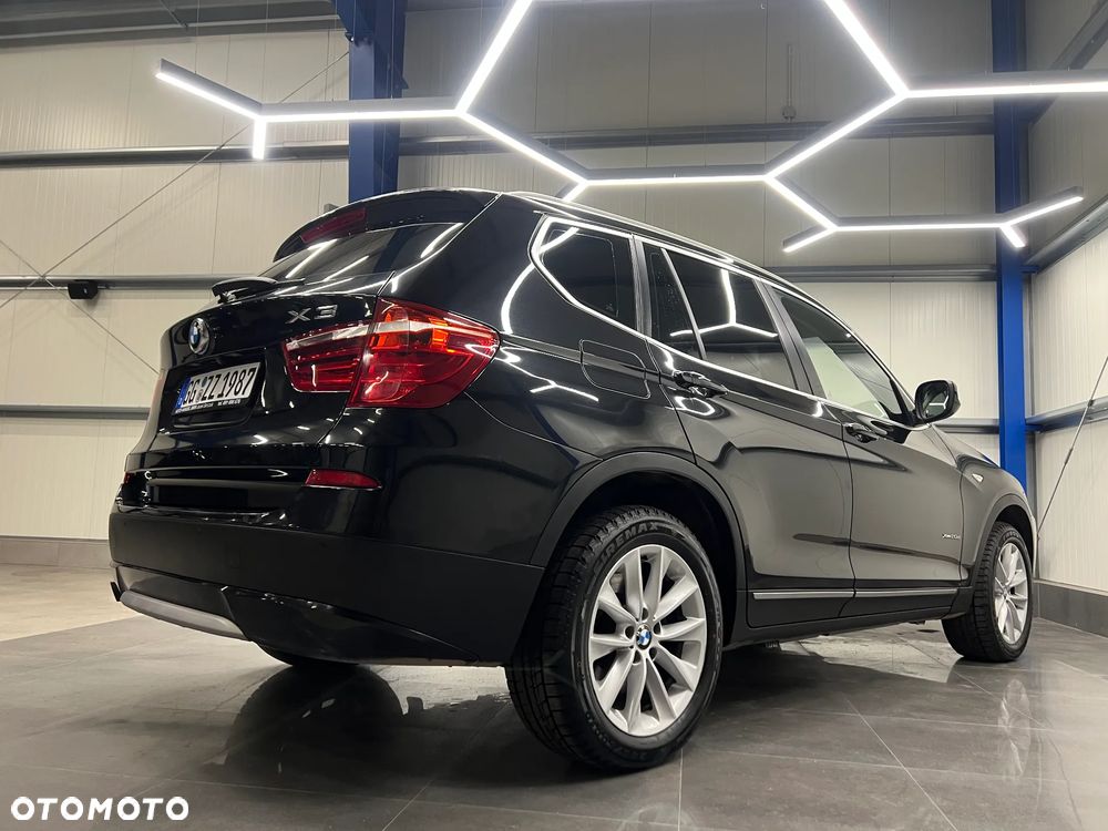 BMW X3 xDrive20d - 16