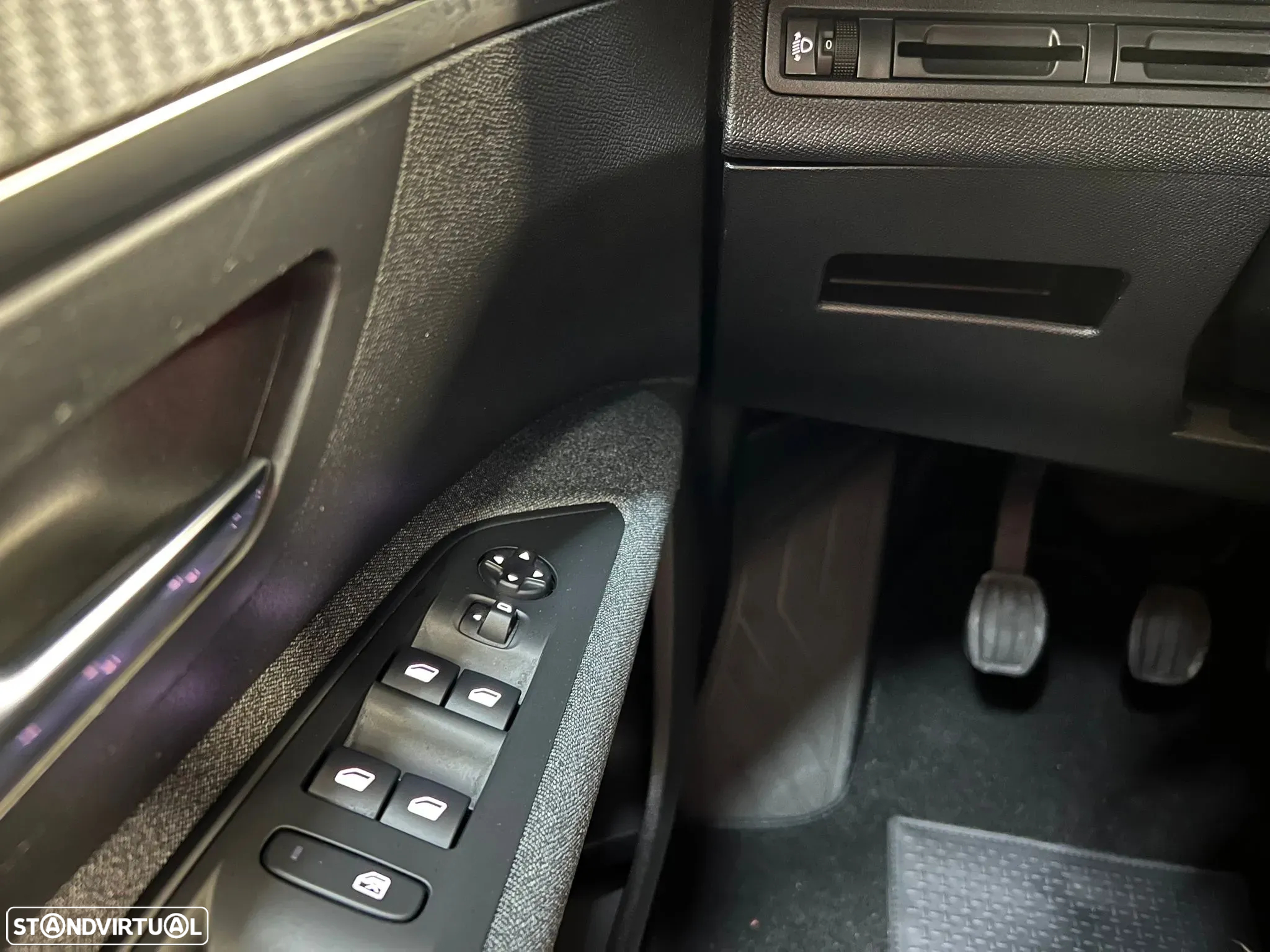 Peugeot 5008 1.5 BlueHDi Active - 18