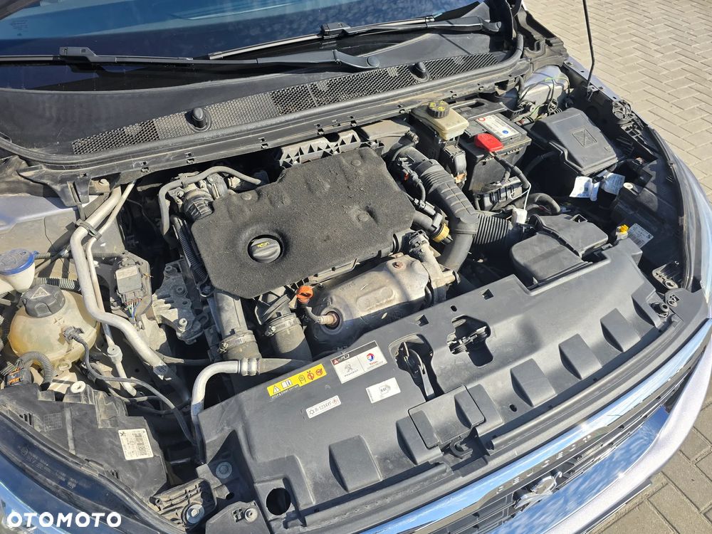 Peugeot 308 - 16