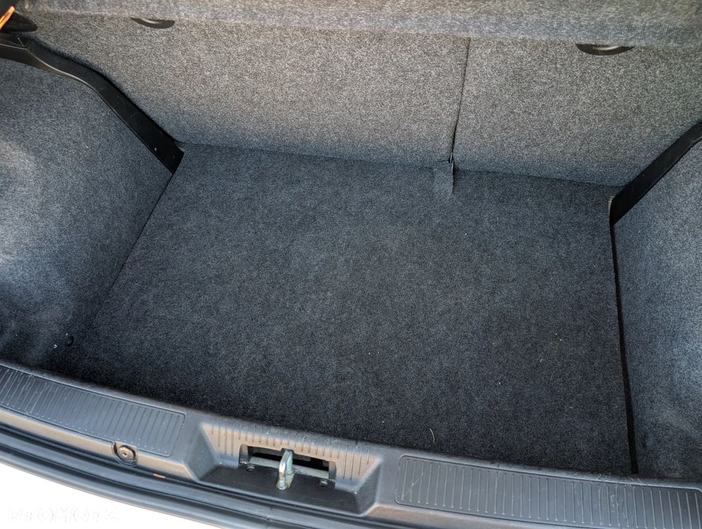 Fiat Grande Punto 1.4 8V - 19