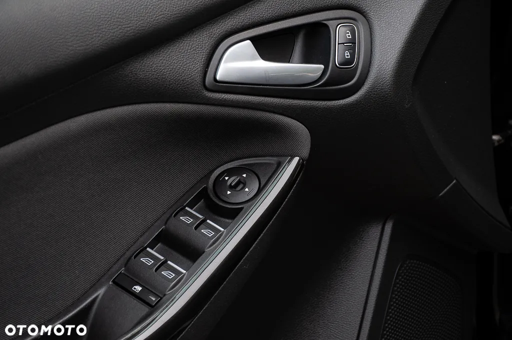 Ford Focus 1.0 EcoBoost Connected - 14