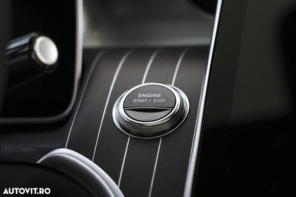 Mercedes-Benz GLC - 26