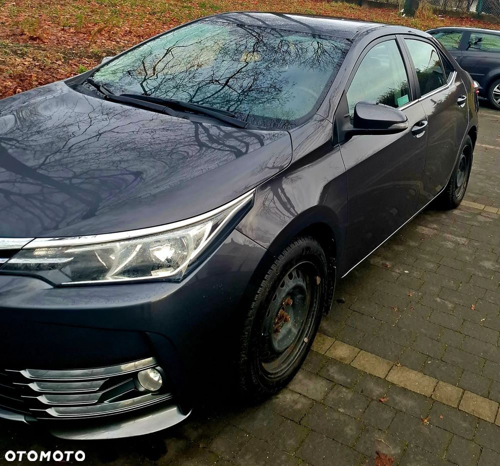 Toyota Corolla 1.6 Comfort - 10