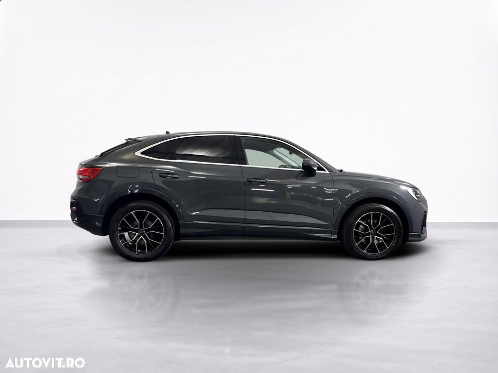 Audi Q3 Sportback - 7