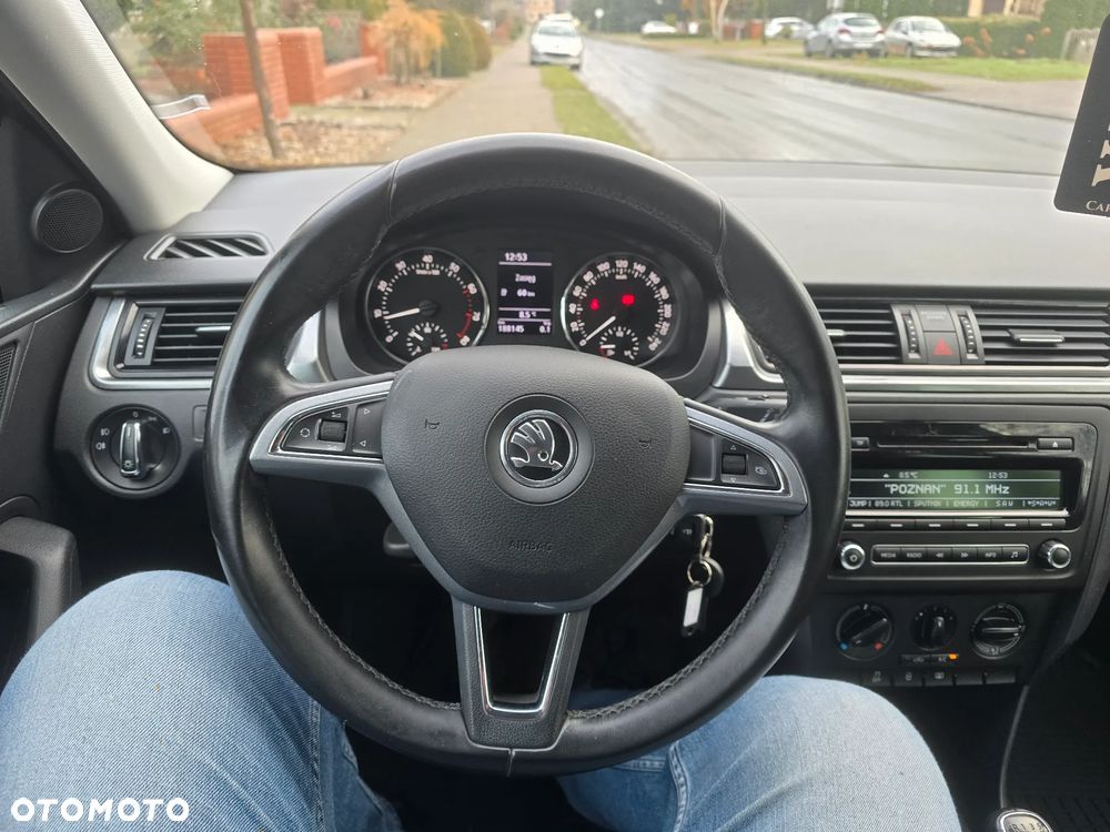 Skoda RAPID 1.2 TSI Ambition - 11