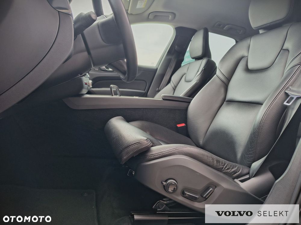 Volvo XC 60 - 13